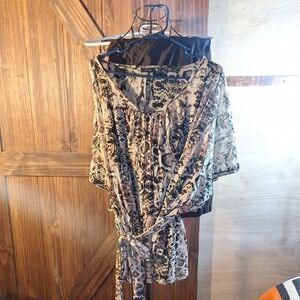 Apt. 9 Beige and Black Abstract Print Top w/Brown Pants